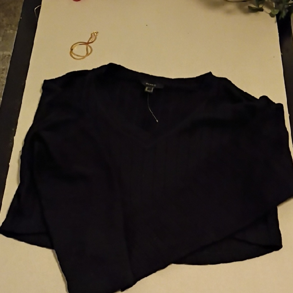 Forever 21 Black V-Neck Sweatshirt
